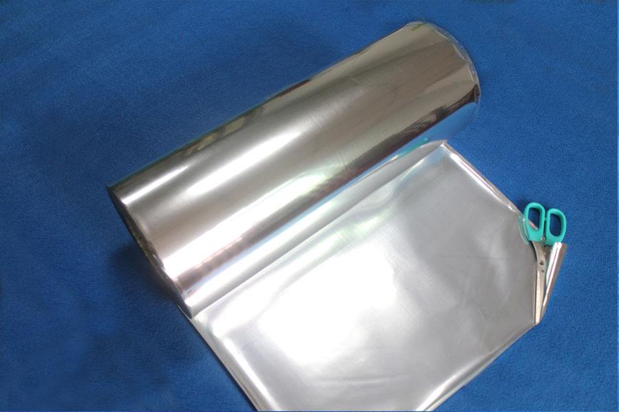 光伏背板封裝用鋁箔流延復(fù)合EVA的水汽阻隔率與雙八五老化測試關(guān)鍵數(shù)據(jù)解析